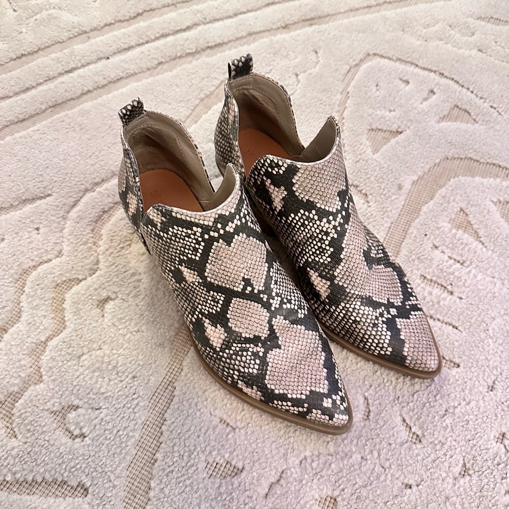 Snakeskin boots